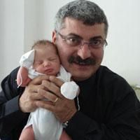 Despre vedete - Bahmuteanu: �Prigoana e cea mai buna dadaca!� - Good News