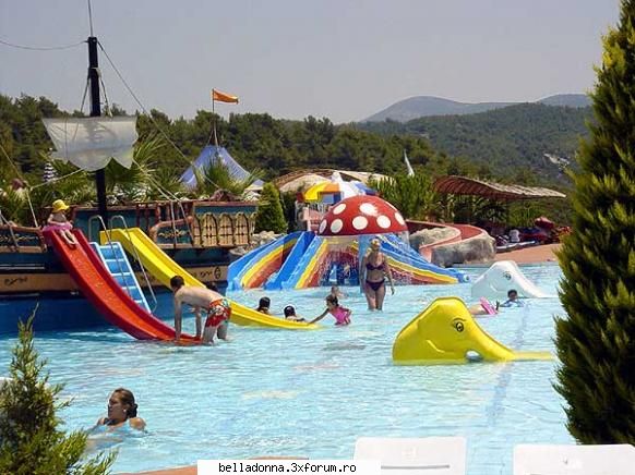 GARDALAND,parcul de distractii numarul 1 in Italia!!! - Acum am sa atasez treptat cate o - Sa ne relaxam