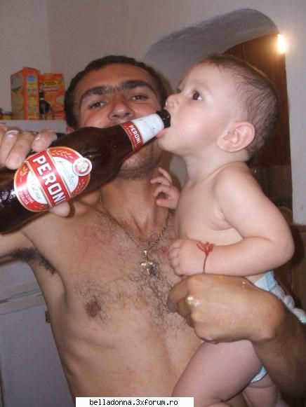 Hai sa petrecem ...[3] - intradevar e super cool bebe-ul Alinaa Distractie - Cufarul cu subiecte