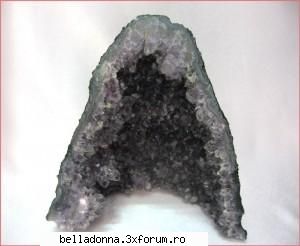 Haideti sa petrecem....(4) - * Geoda de ametist Inaltime: 20 cm Latime : 18 cm - Cufarul cu subiecte