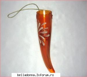 Haideti sa petrecem....(4) - * Vaza din sticla portocalie sub forma de corn - Cufarul cu subiecte