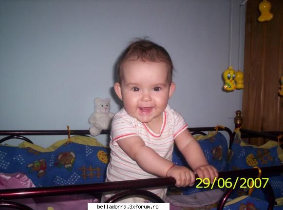 Oare e normal???? - vai si Alessia mea urlaaa de numa - Mamici
