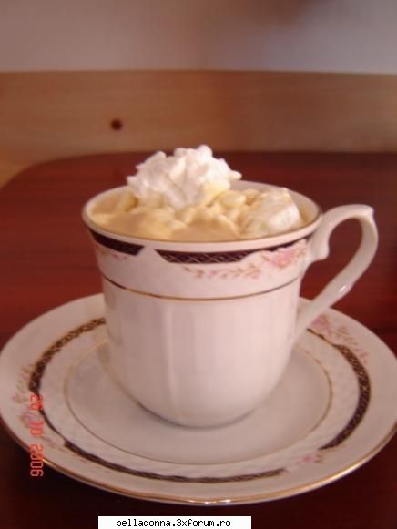 Poftim la o cafeluta[4] - Iau si eu o gurita de cafea. Mirelus,e si pentru - Cafeaua zilnica