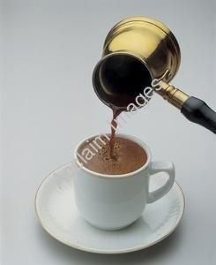 Poftiti la cafeluta...[2] - neta la fetee...e gata cafeluta,cred ca merge - Cufarul cu subiecte